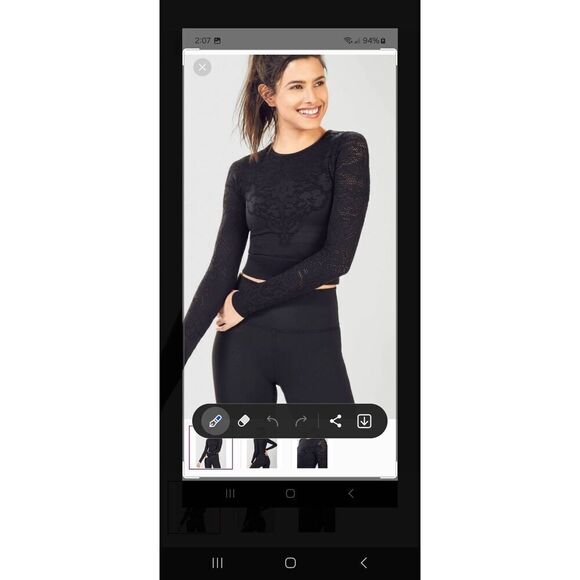 New Small Fabletics Black Flora Seamless Long Sleeve Top Pullover Shirt NWT - Picture 1 of 6